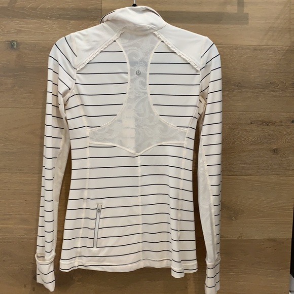 Striped Collared Lace 1/2 Zip Longsleeve - Picture 6 of 10